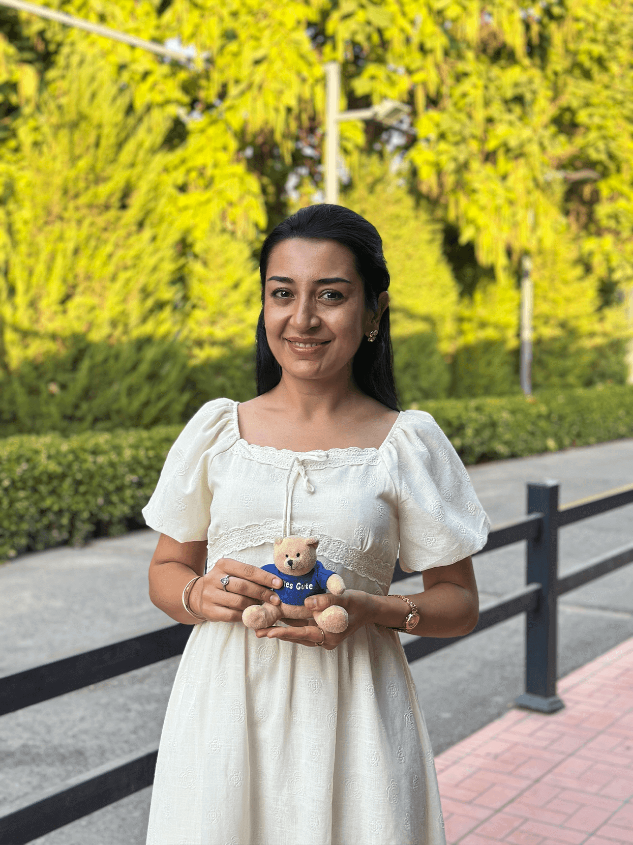 Frau Iroda Kurbanova