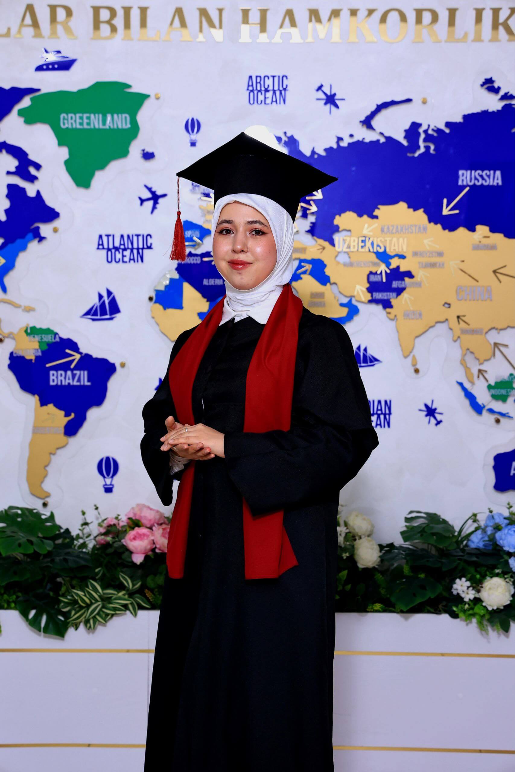 Frau Sakina Nomozova